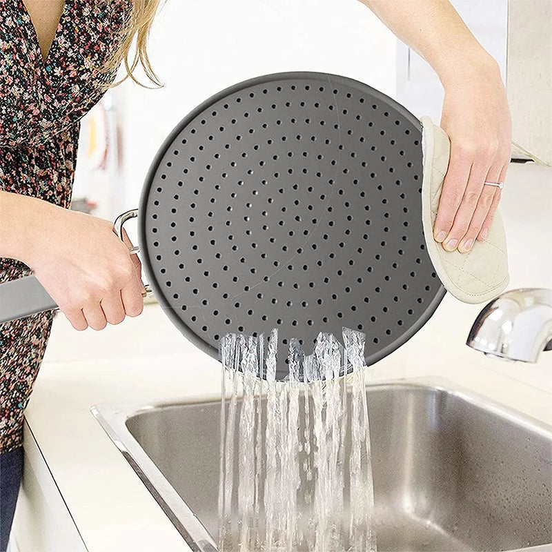 Silicone Kitchen Splatter Screen with Handle Heat-resisting Oil Splash Guard Drain Board Cover Kitchen Frying Pan Lid